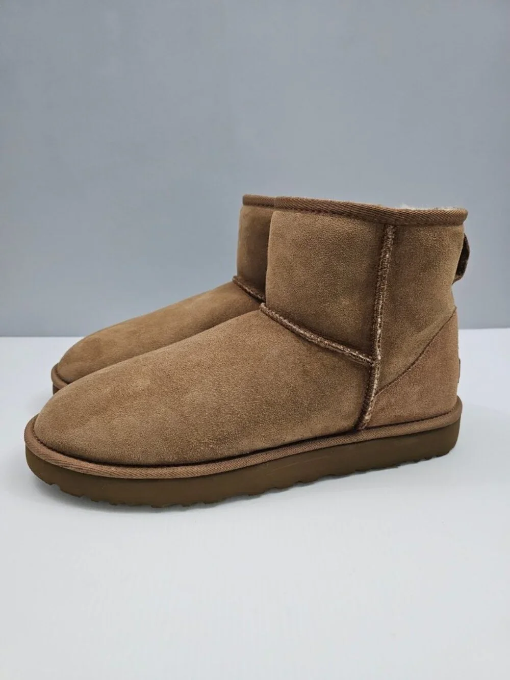 UGG Classic Mini II Ankle Boot Chesnut Sheepskin Short Winter Bootie Womens 11